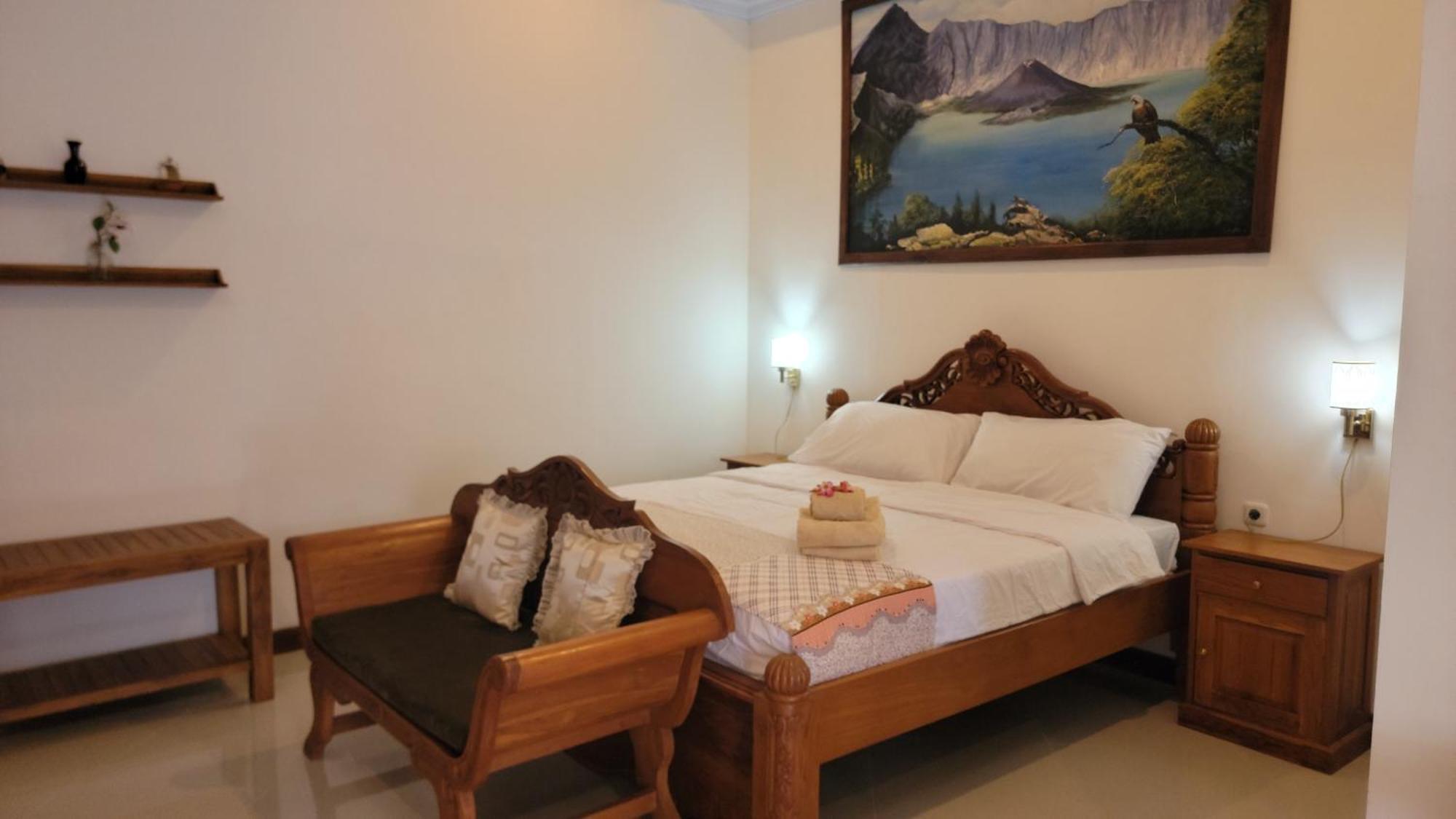 N Villa Lajor ภายนอก รูปภาพ
