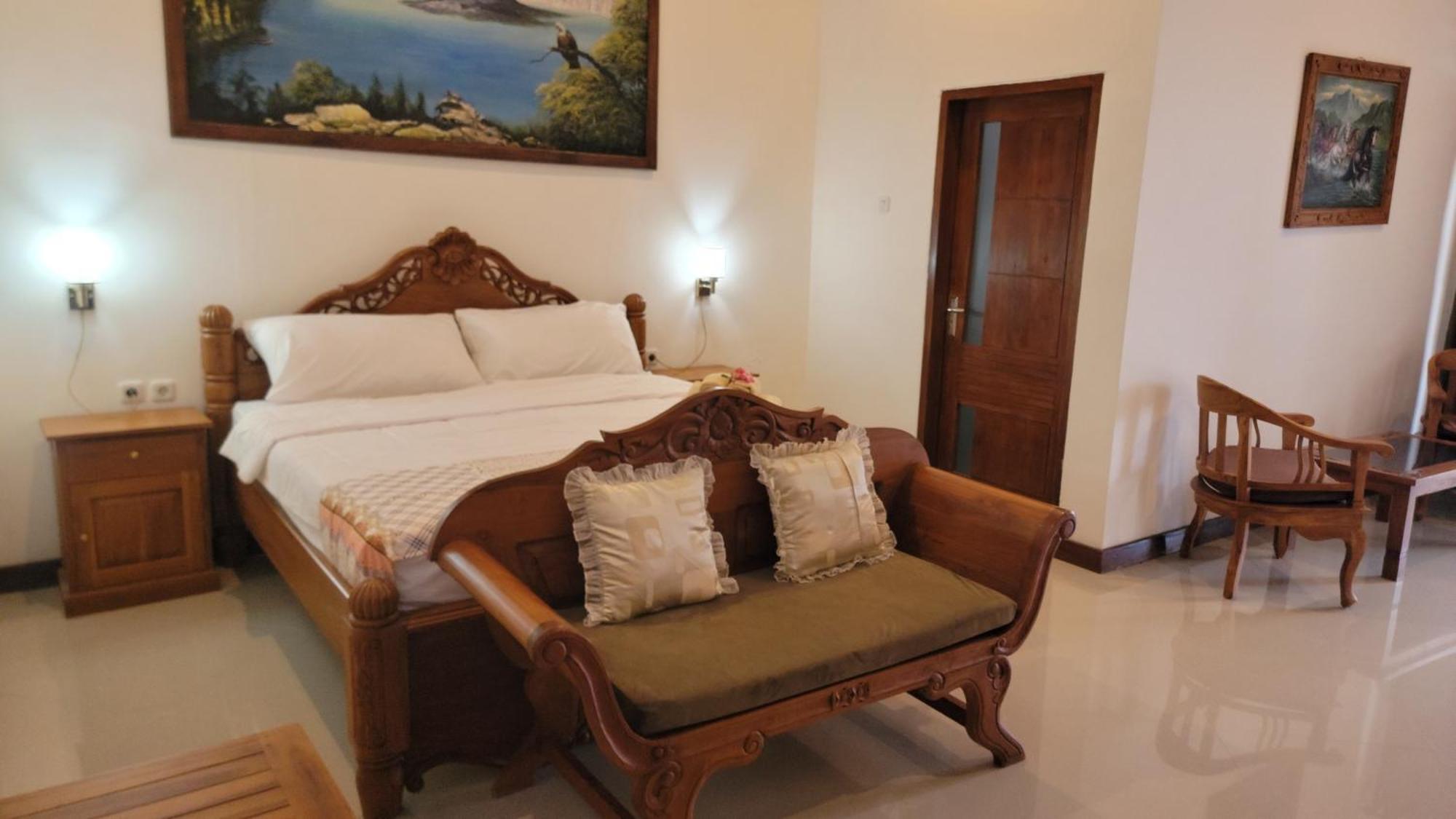 N Villa Lajor ภายนอก รูปภาพ